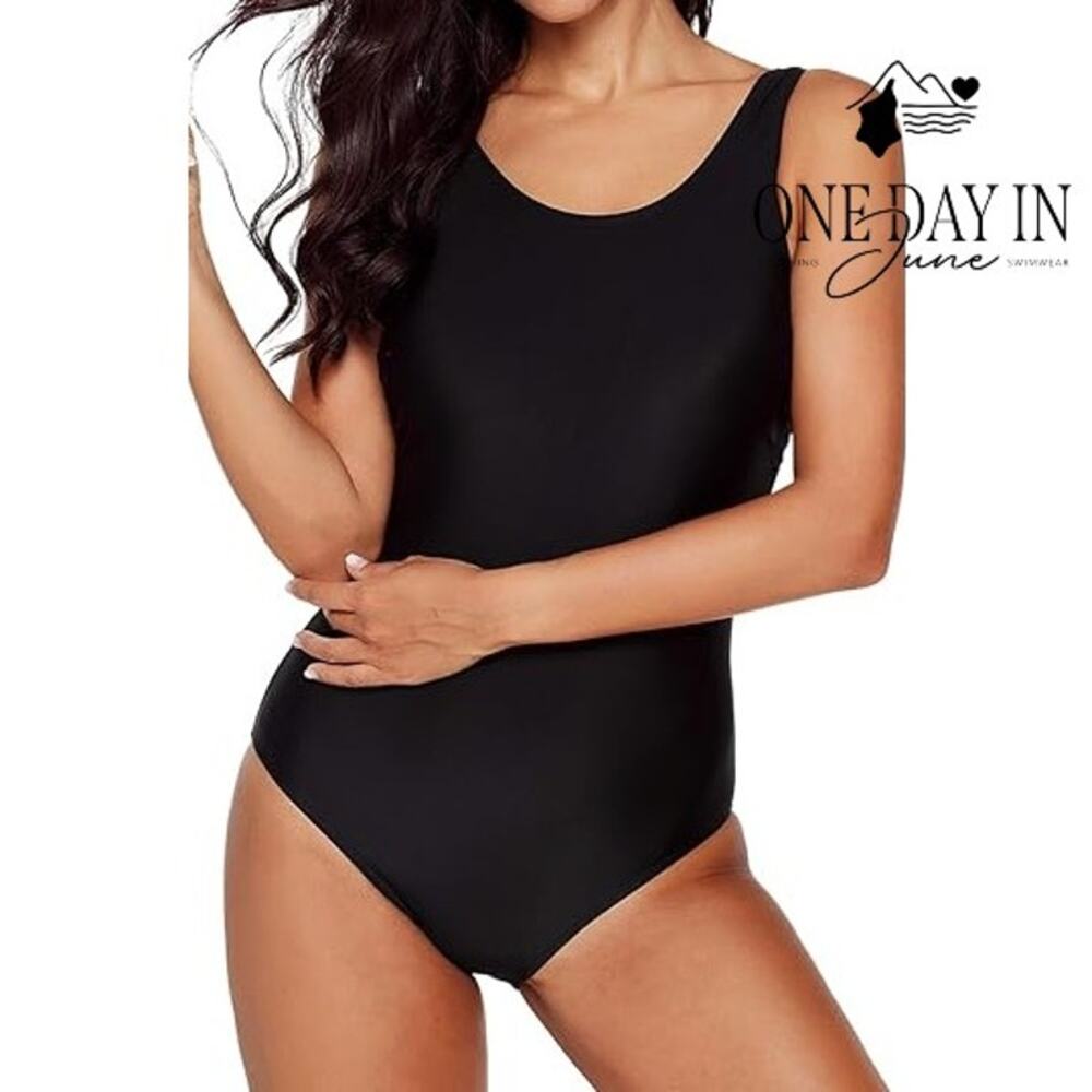 CharmLeaks Cage Back Athletic One Piece Swimsuit Size S